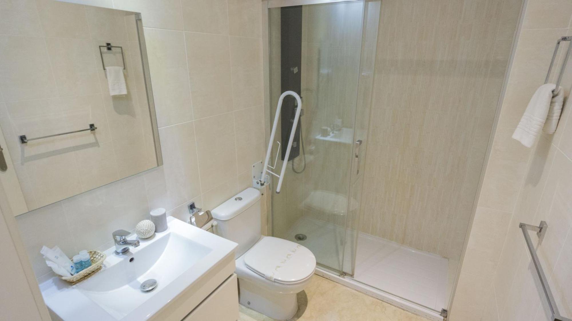 Rentalsevilla Lumbreras Ii Apartment *